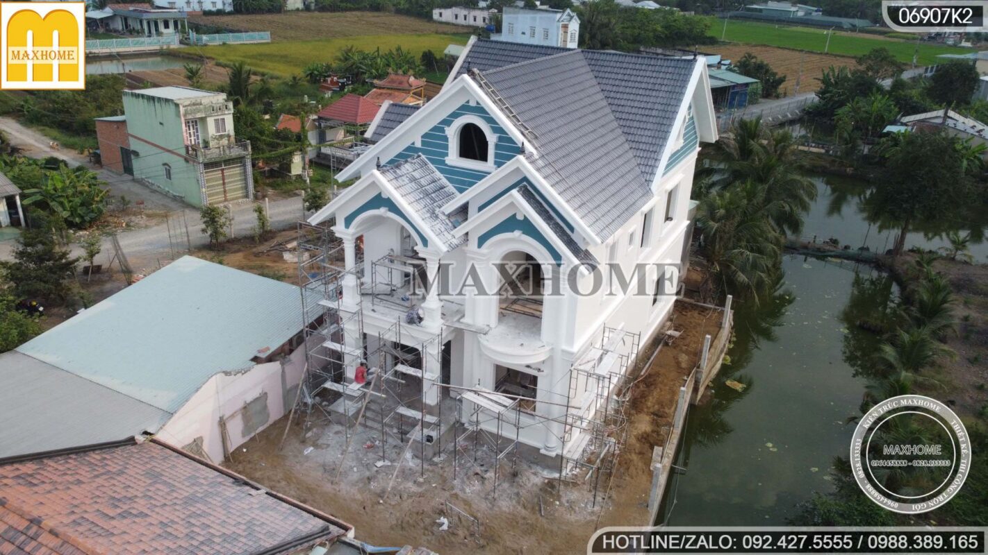 mau nha mai thai 2 tang dep 4