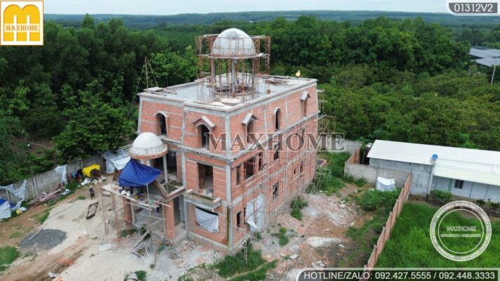 sieu pham 4k biet thu mai mansard dang thi cong xay dung len den 600m2 16