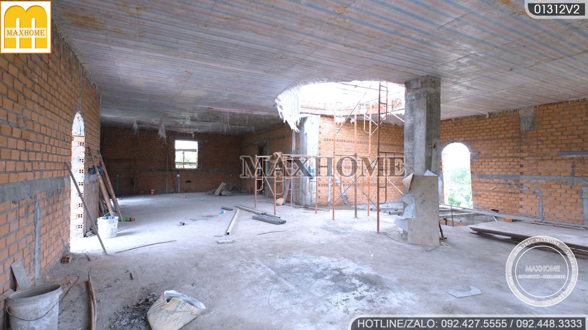 sieu pham 4k biet thu mai mansard dang thi cong xay dung len den 600m2 2