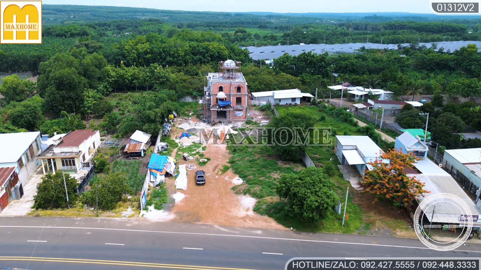 sieu pham 4k biet thu mai mansard dang thi cong xay dung len den 600m2 5