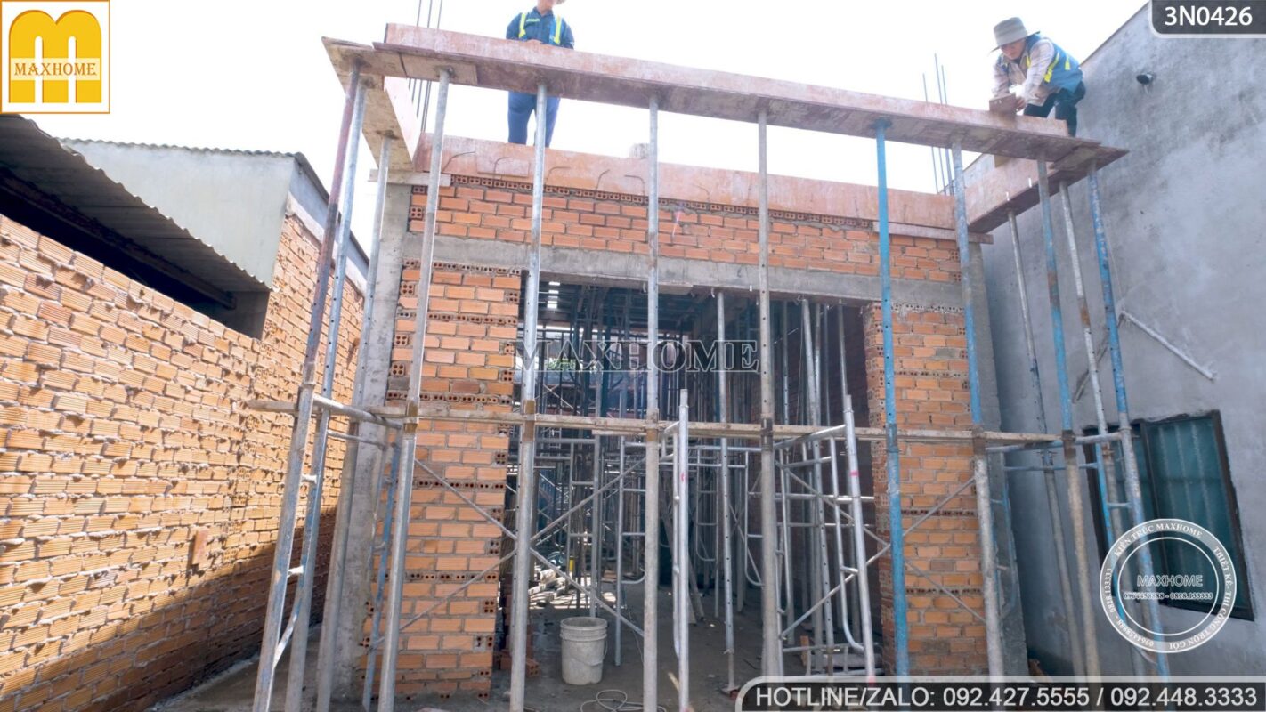 tien do thi cong nha ong 4 8m o dong nai 7